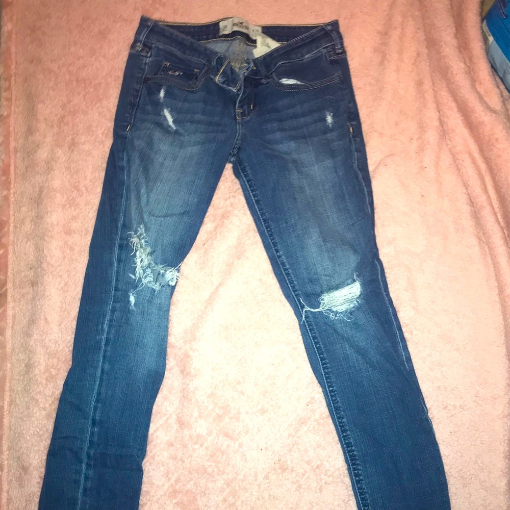 Hollister jeans in good shape.